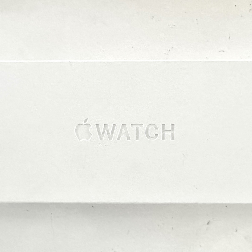 BNIB Apple Watch 9, 41mm Starlight GPS